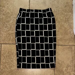 Black and White Grid Pencil Skirt